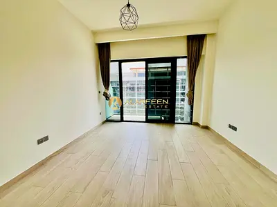 HOT DEAL | BOULEVARD VIEW | SPACIOUS | VACANT
