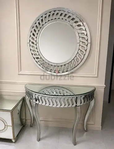 Silver Mirrored Console Table with Round Decorative Mirror - Excellent Condition