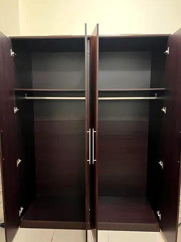 Dark Wood 4-Door Wardrobe / Armoire with Hanging Rail (Good Condition)