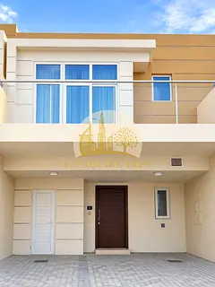 Middle Unit | Unfurnished | Back to Back