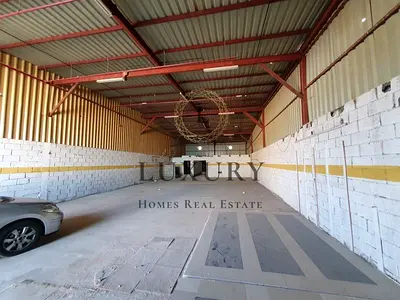 Huge Easy Access To Main Road Nearby Facilities