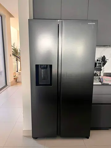 Samsung fridge with water dispenser auto ice maker