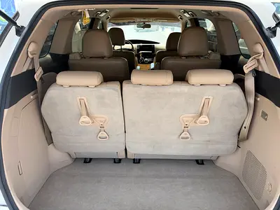 2014 Toyota PREVIA — миниатюра 9