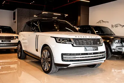 2023 Range Rover HSE P400 | GCC Specs | Recently Serviced |