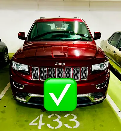2015 Grand Cherokee Summit GCC V8-5.7 HEMI PERFECT-JEEP LOW KMS-FULL SERVICE 100% Everything!