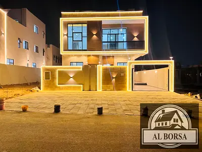 للبيع في الحليو 2 7 غرف مجلس و 2 صاله طابقين وروف