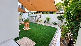 Elegant Furnished 3BR Town House with Private Garden