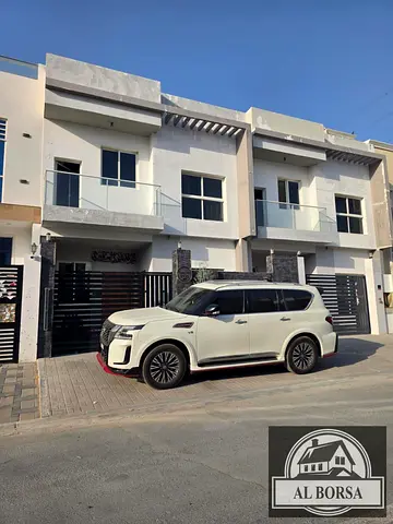 Furnished villa for rent in Al Yasmeen, Ajman: 5 bedrooms, majlis, living area, 3 floors, and a maid's room.
