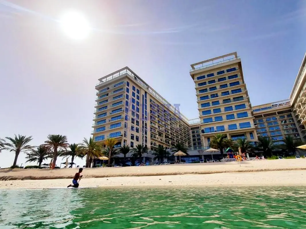 Full Seaview | Beachfront | Chiller Free