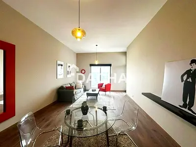 Large Layout | High Floor | Lake Views