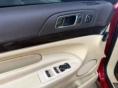2014 Lincoln MKT — миниатюра 15