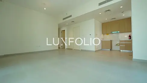 Maids Room | Beach Access | Vacant