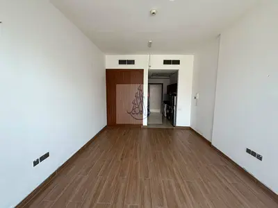 Specious Studio with balcony | Ready to move-in | Amenities & Pool view / Excuse Agents