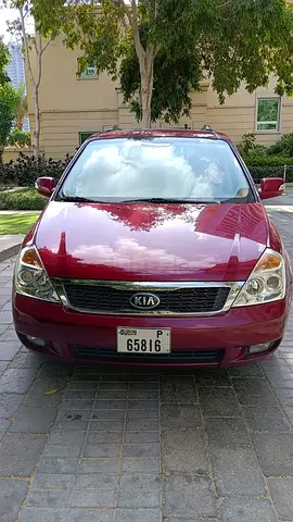 KIA CARNIVAL IN GOOD CONDITION