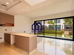 Brand New I Near Pool I Snagged