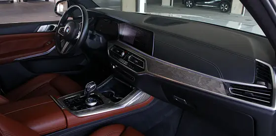 صورة 10 لـ 2019 BMW X7