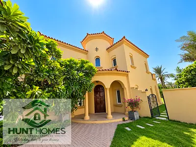 Open to Offers |Vacant 5BR C2 |Park View|Huge Plot