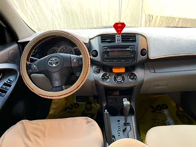 صورة 8 لـ 2012 Toyota RAV 4