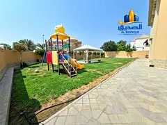 Spacious double story villa 5 BHK Villa for business pool and kids erea just 160k