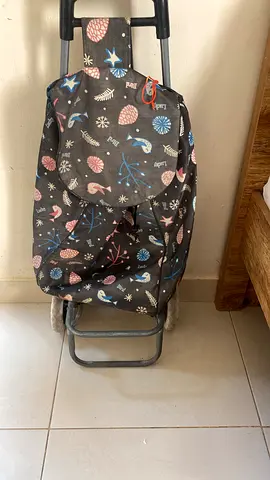 Shopping trolley