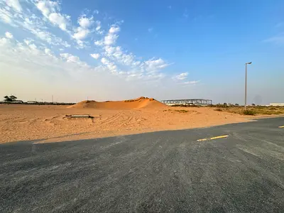 للبيع | أرض صناعية مميزة في الصجعة – مدينة الإمارات الصناعية