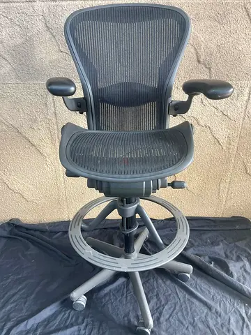 Herman miller Aeron stool chair