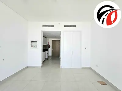 Spacious Apartment ! Ready to Move ! All Aminities ! Big Size