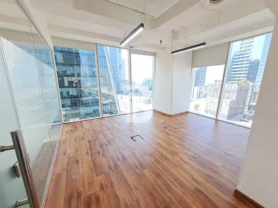 Corner Layout | Corp Fit-Out | Internal WC | 2P