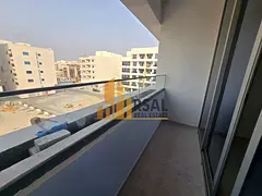 Unfurnished luxiourious 1bhk available in Al flah area with 6 cheques payments