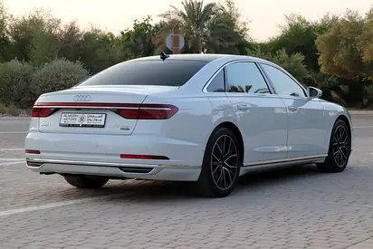 صورة 5 لـ 2019 AUDI A8