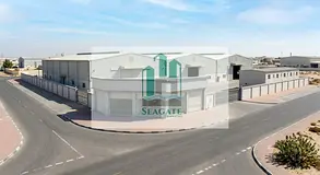 Industrial Investment Property 3 Warehouses ,8 Rooms Labour Accommodation ,2 Commercial Shops,for Sa