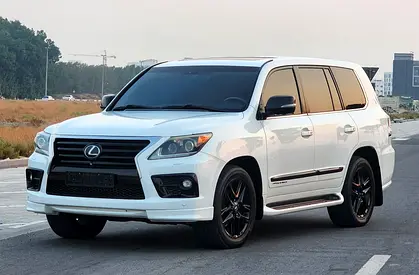 LEXUS LX570 MODEL 2014 GCC VERY GOOD CONDITION