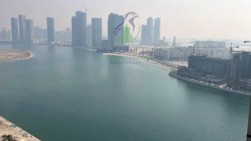 شقة ثلاث غرف وصالة للإيجار السنوي في الخان الشارقة ثلاث غرف ماستر وإطلالات بحرية مباشرة وبلكونة