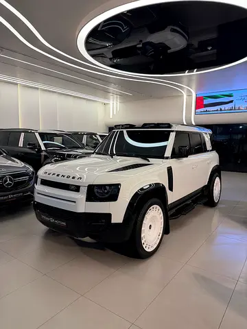 2020 Land Rover Defender 110 HSE GCC Specs