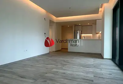Luxury Living | Panoramic City Views | vacant