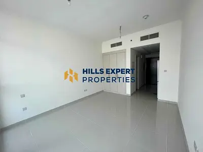 UNFURNISHED STUDIO | VACANT | AMAZING DEAL