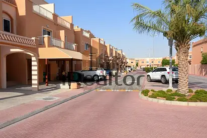 Available Now | Modified 3+1 Contemporary Style | For RENT