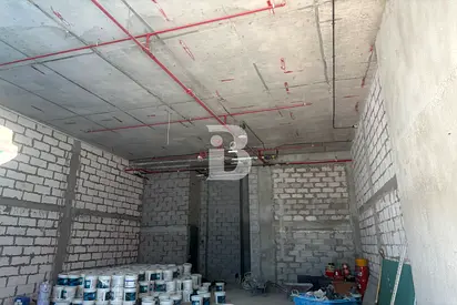 Road Facing | Brand New | 2 Mo Free | High Ceiling