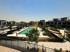 4BR+Family | Pool and Park View | Garden