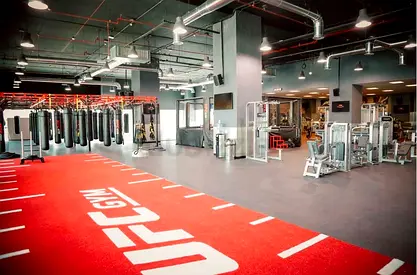 Commercial Gym Space with Cardio & Strength Equipment – Spacious Layout