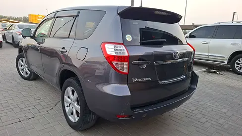 2010 Toyota RAV 4 照片 8