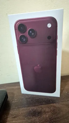 Iphone pro max 256 burgundy