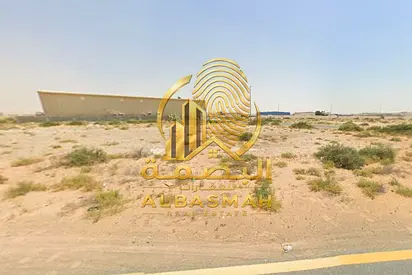 للبيع ارض صناعيه في الصجعه الحنو الجليل الشارقه