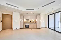 LOW FLOOR | CORNER UNIT | MIDDLE OCTOBER