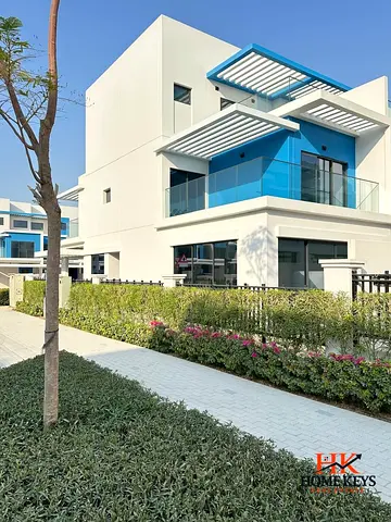 END CORNER | BRAND NEW | L-SHAPE GARDEN | GENUINE LISTING