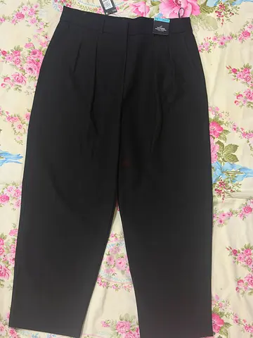 Black women's formal trousers - size M-L