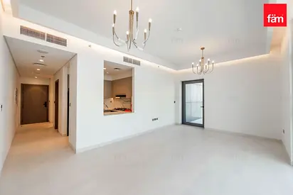 Available November | Great Location | Store/Maids