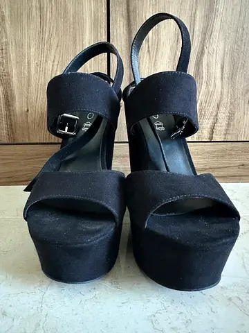High heels Aldo