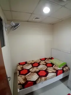 Maids Room with Attached Washroom SEWA and Wi-Fi free