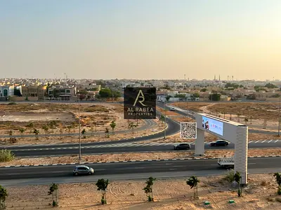 للايجار في الجرف3 علي الشارع العام  غرفه مع صاله منفصله  2حمام مع بلكونه  السعر 35,000 4 دفعات  التامين 2000كاش أو يؤجل شهر مع شهر فري